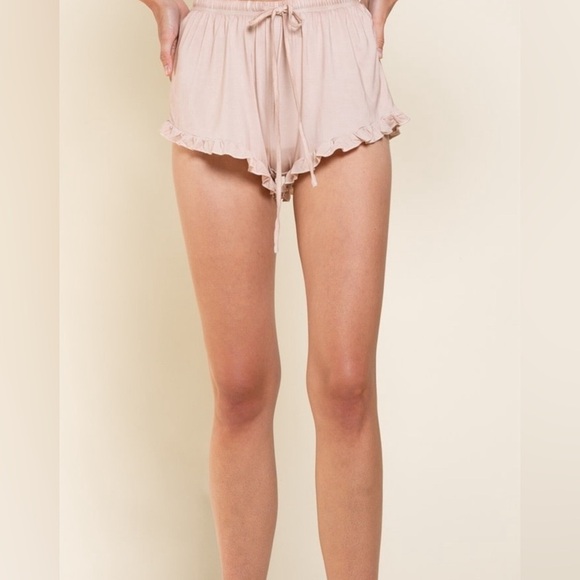 POL Light Weight Ruffle Trim Shorts In Light Baby Pink Size Large NWOT - Picture 7 of 11